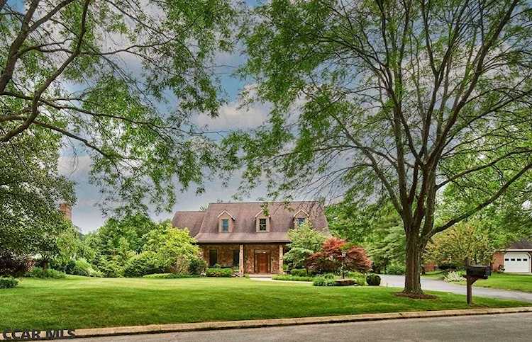983 Greenbriar Drive State College, PA 16801