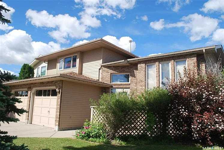 2310 Herchmer St Regina, SK S4V 2N4