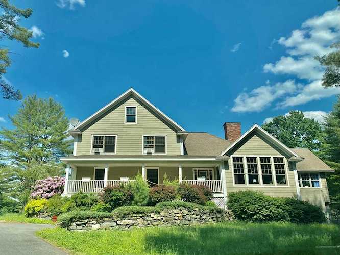 24 Amandas Way Cumberland, ME 04021