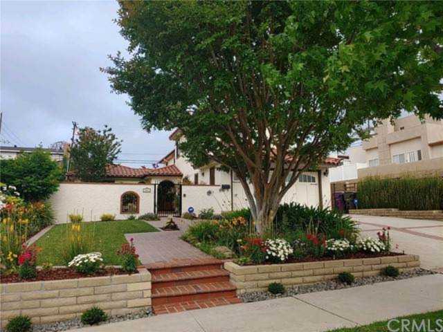 357 Ultimo Ave Long Beach, CA 90814