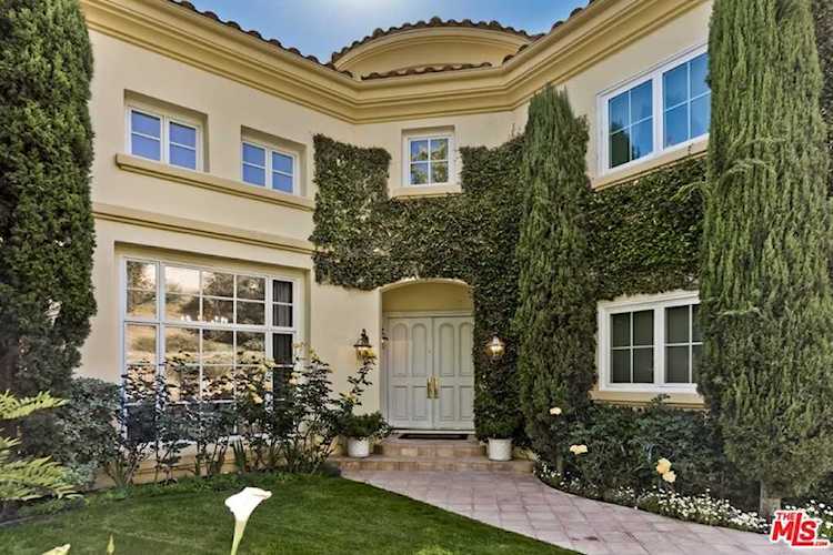 16676 Via Pacifica Pacific Palisades, CA 90272