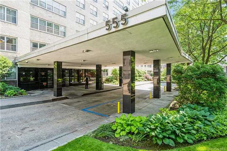 555 Kappock Street #14D Bronx, NY 10463