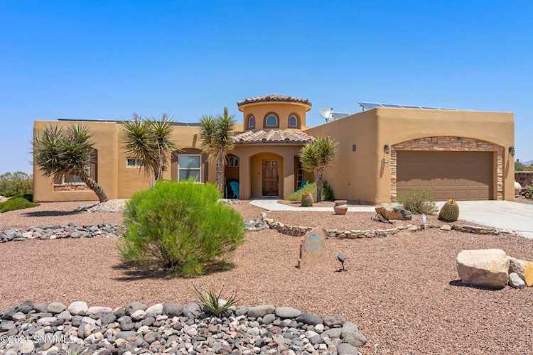 8910 Bougainvillea Ct Las Cruces, NM 88011