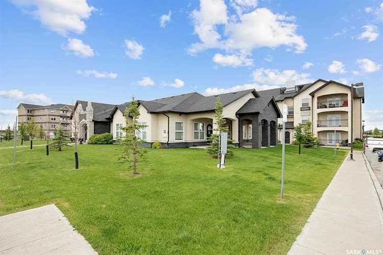 1510 Neville Dr Regina, SK S4Z 0A3