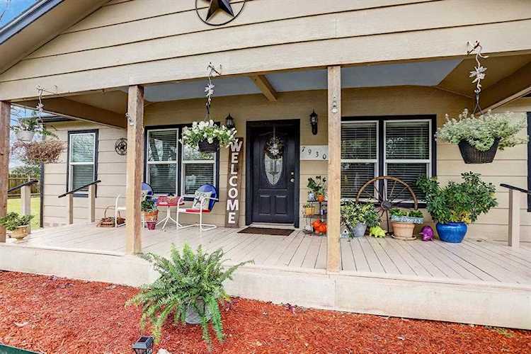 7930 Carrie Ln Pearland, TX 77584