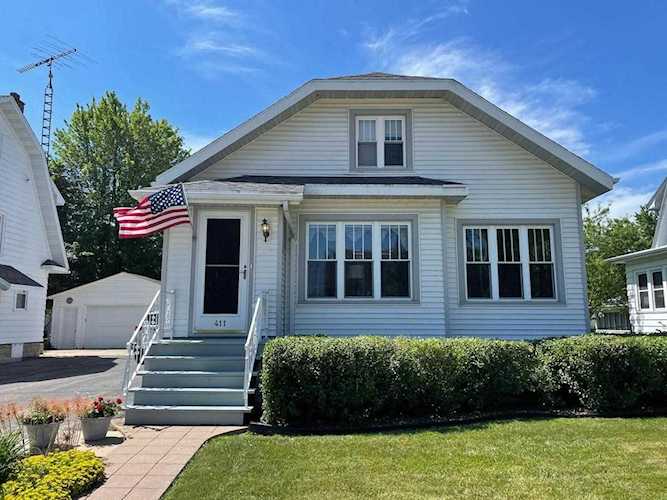 411 W Franklin St Waupun, WI 53963 | MLS 375636 Photo 1