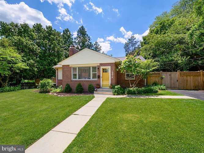 10014 Gardiner Ave Silver Spring, MD 20902 | MLS ® MDMC2000828 Photo 1