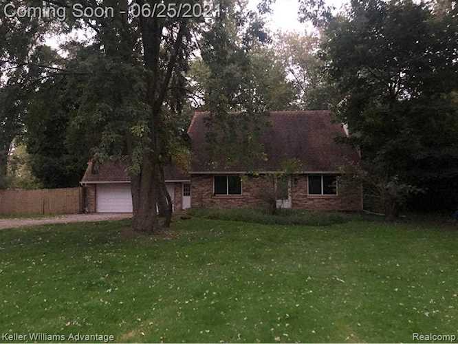 40697 N Six Mile Rd Northville Twp, MI 48168