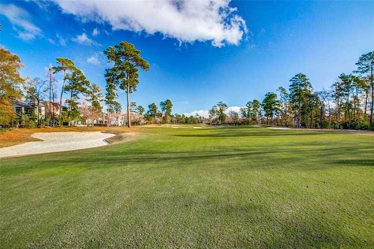 42 N Knights Crossing Dr The Woodlands, TX 77382