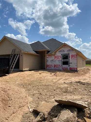 2607 Santiago Drive Granbury, TX 76048