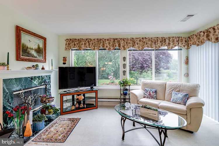 9 Sheffield PLACE Southampton, NJ 08088 | MLS NJBL400020 Photo 1