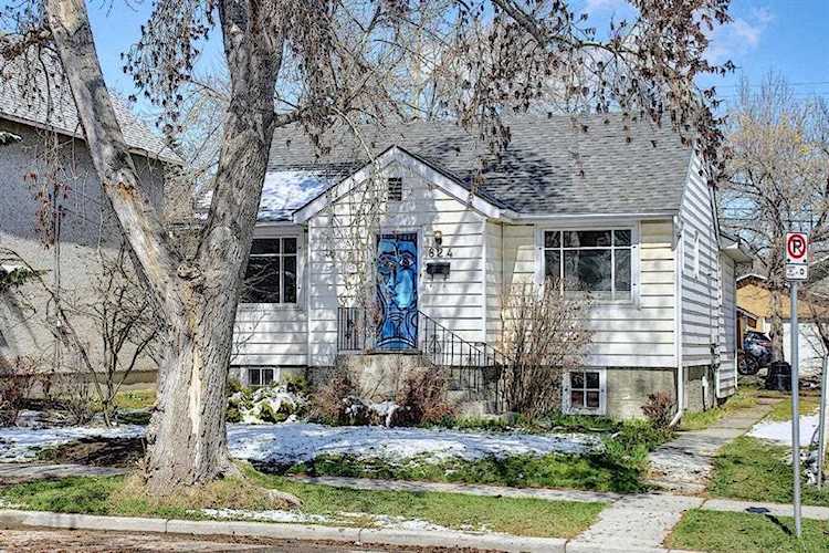 824 23 Ave SE Calgary, AB T2G 1N8