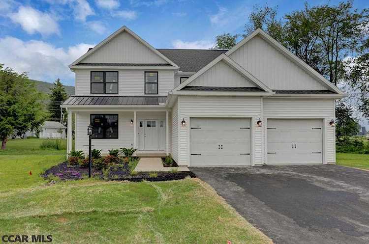 108 Bluestem Circle Centre Hall, PA 16828
