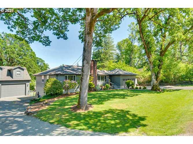 19888 Old River Dr West Linn, OR 97068