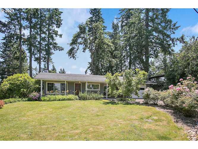 2292 Hillcrest Dr West Linn, OR 97068