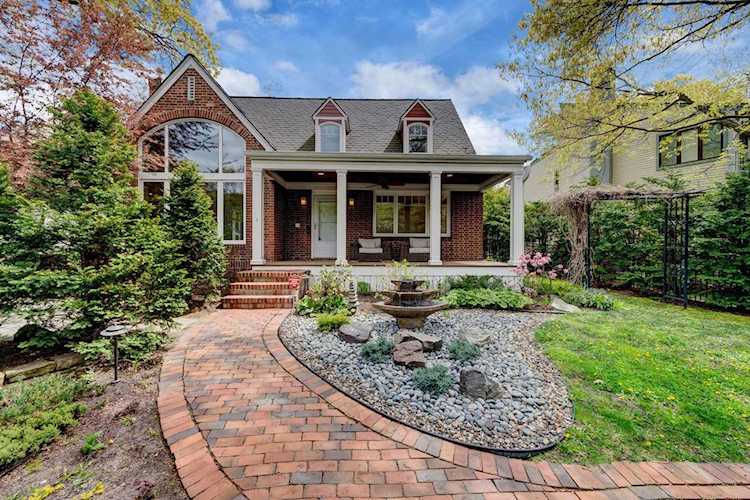 2727 Burnham Boulevard Minneapolis, MN 55416