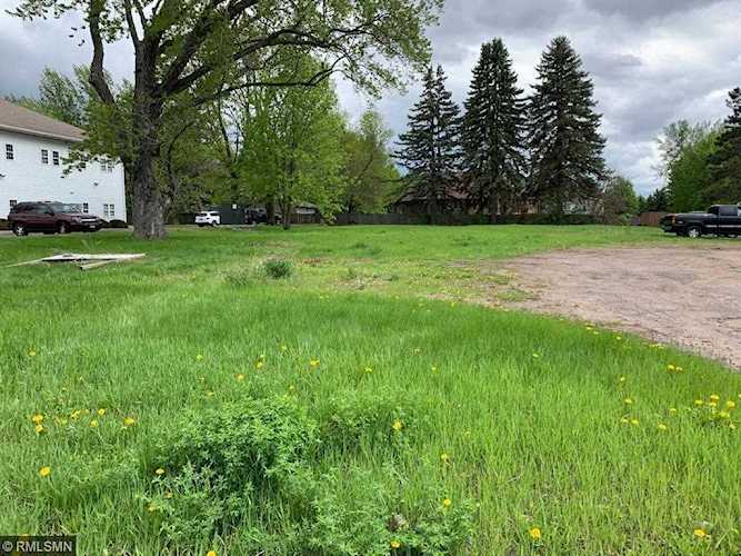 932 W Broadway Avenue Forest Lake, MN 55025