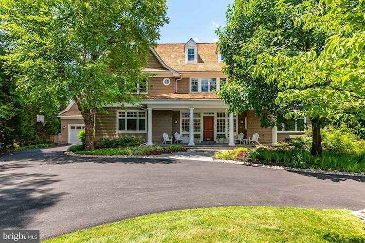 7120 Fairfax Rd Bethesda, MD 20814