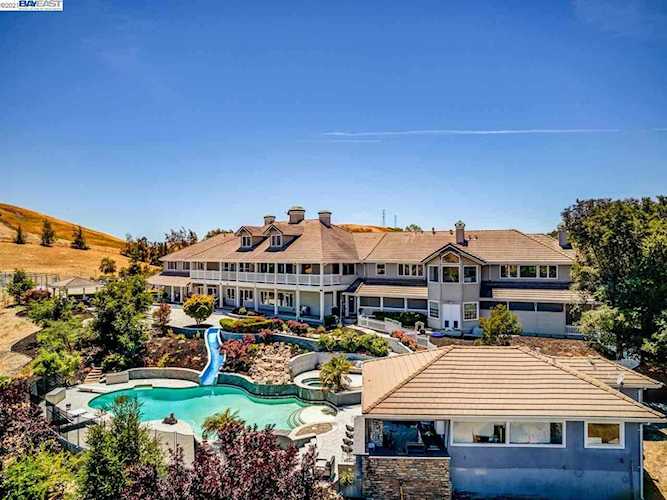 1250 Culet Ranch Rd Danville, CA 94506
