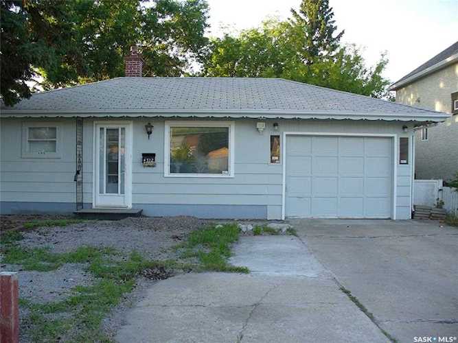4312 N 2nd Ave Regina, SK S4R 0Y4