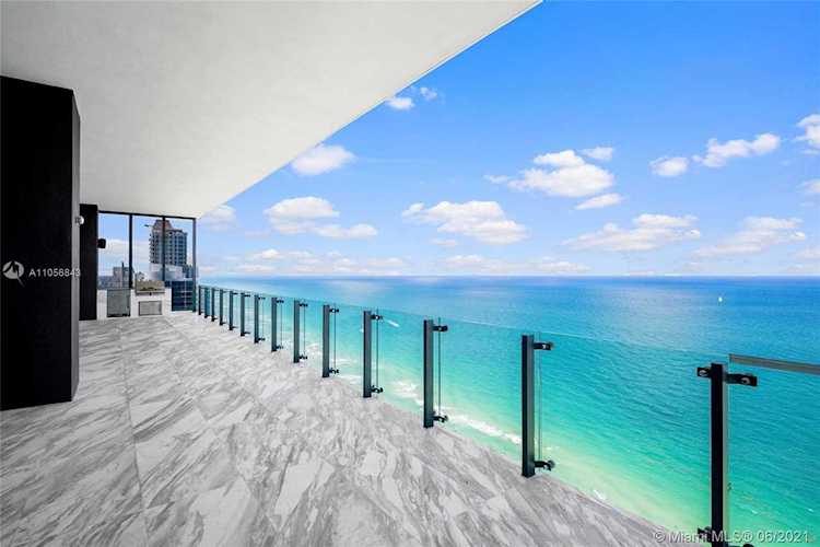 17141 Collins Ave #3501-3502 Sunny Isles Beach, FL 33160