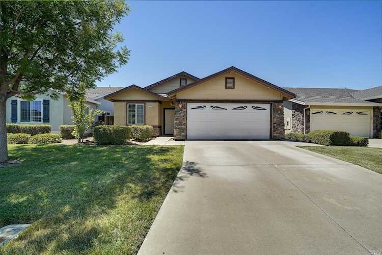 438 Grand Canyon Drive Vacaville, CA 95687 | MLS 321056771 Photo 1