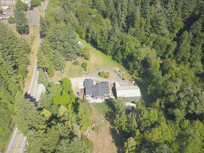 42904 Hwy 242 Powers, OR 97466