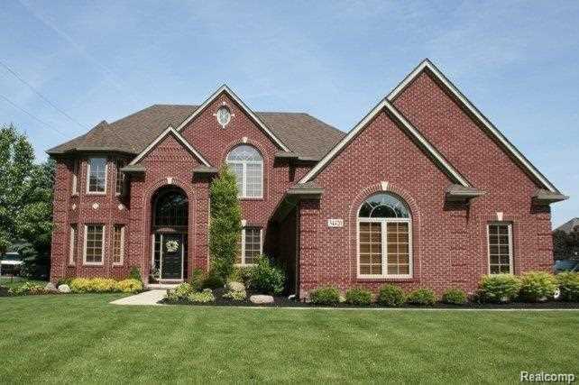 34420 Fargo St Livonia, MI 48375