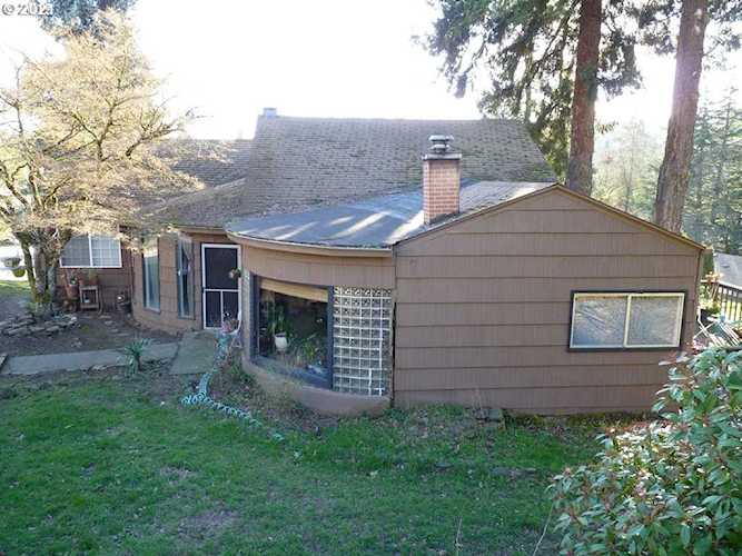 1791 Blankenship Rd West Linn, OR 97068