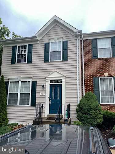 360 Kirby St Manassas Park, VA 20111