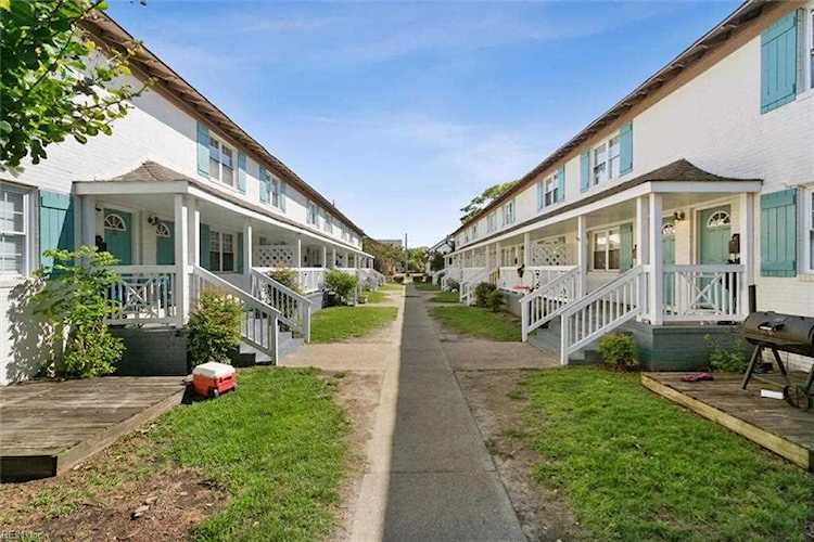 839 W Ocean View Ave #15 Norfolk, VA 23503