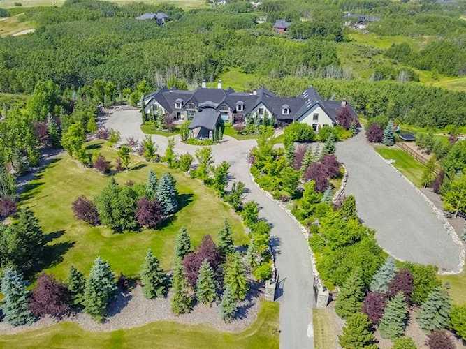 251201 Welland Dr NW Rural Rocky View County, AB T3R 1L3