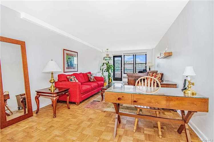 5235 Post Road #1K Bronx, NY 10471