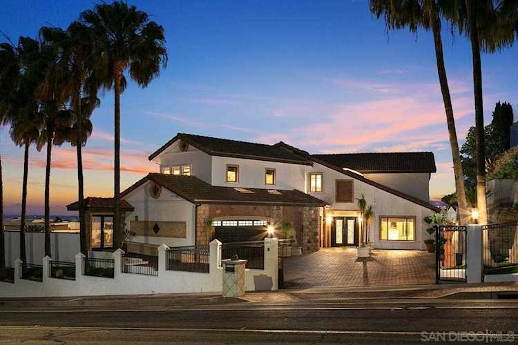 5786 La Jolla Mesa Dr La Jolla, CA 92037