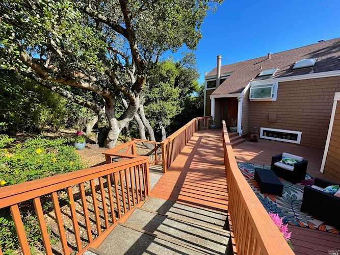 330 Durant Way Mill Valley, CA 94941