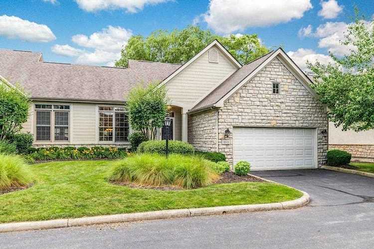 For Sale 360,000 A condo for sale for sale at 8001 Linksview Circle