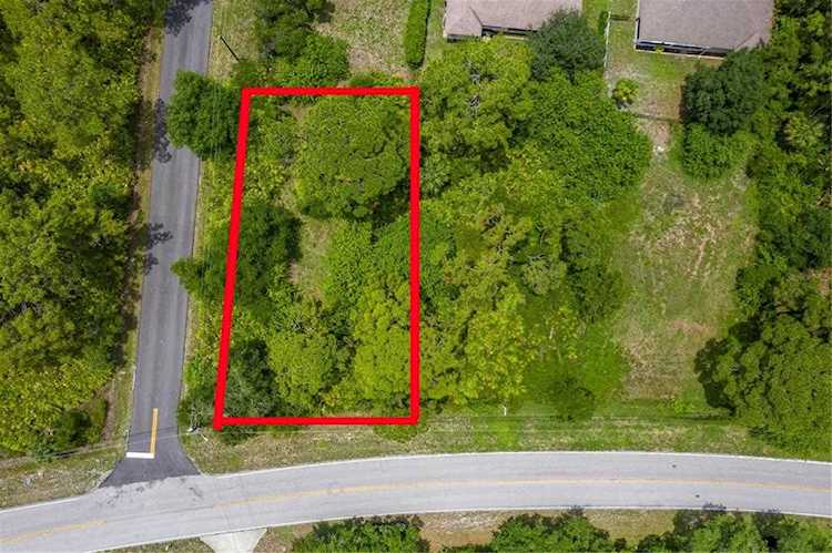 De Leon Dr North Port, FL 34287