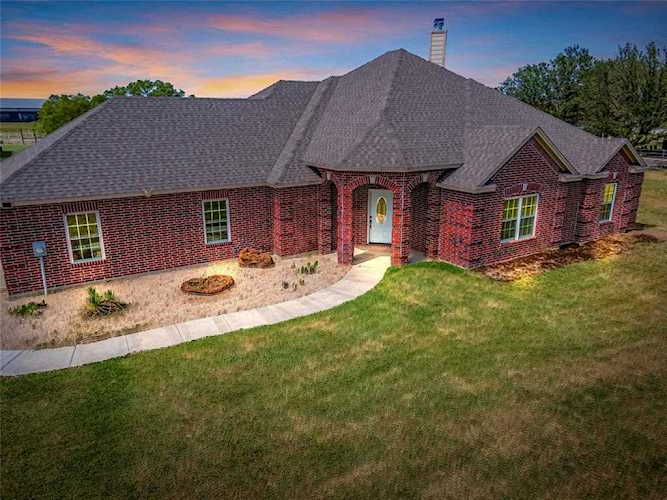 4141 Sauls Road Aubrey, TX 76227