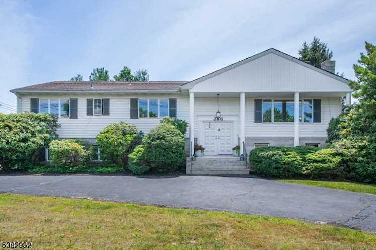 286 E Mt Pleasant Ave Livingston Twp., NJ 07039