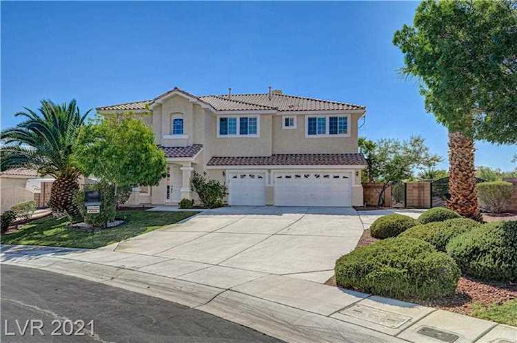583 Moon Chase St Las Vegas, NV 89110