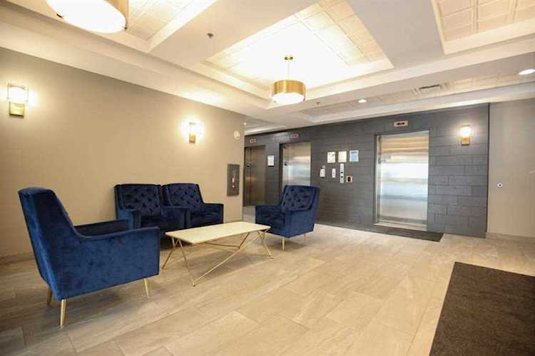 1111 6 Ave SW #403 Calgary, AB T2P 5M5