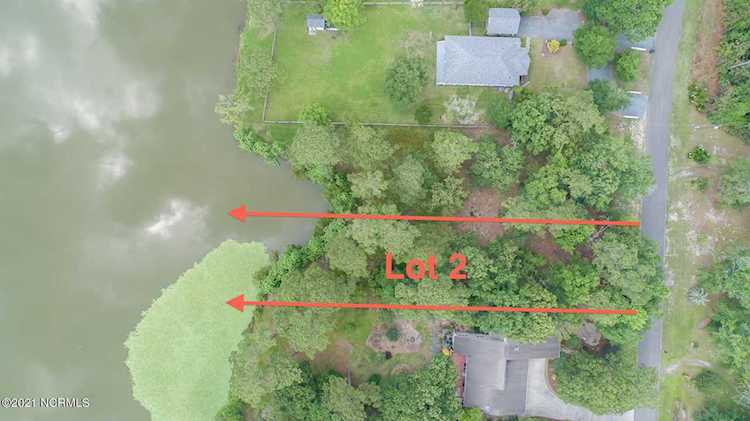 3533 Lakeshore Drive Shallotte, NC 28470