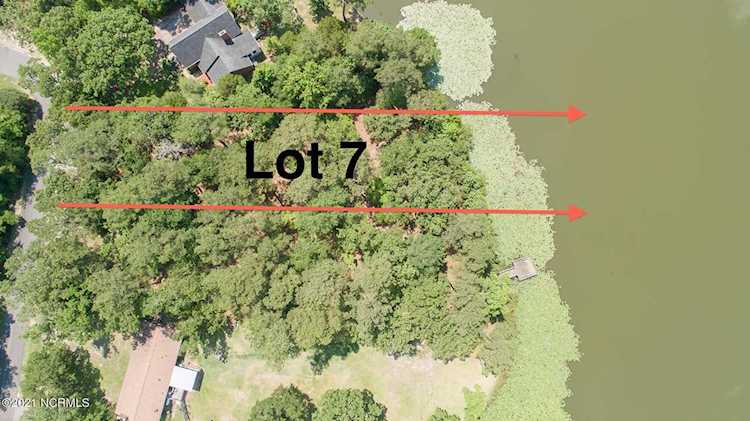 3585 Lakeshore Drive Shallotte, NC 28470