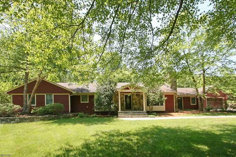 2 Old Orchard Rd Mendham Twp., NJ 07945