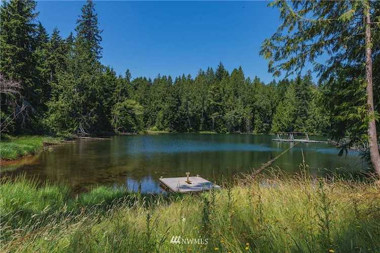 1192 Black Point Rd Brinnon, WA 98320
