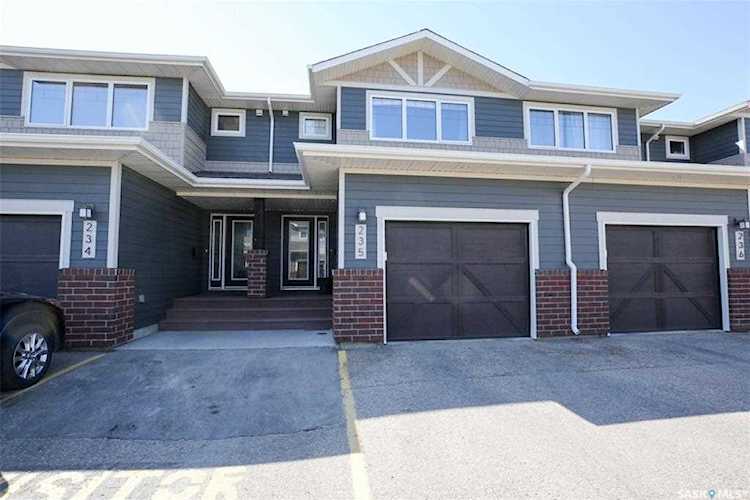 4002 Sandhill Crescent Regina, SK S4V 3J1
