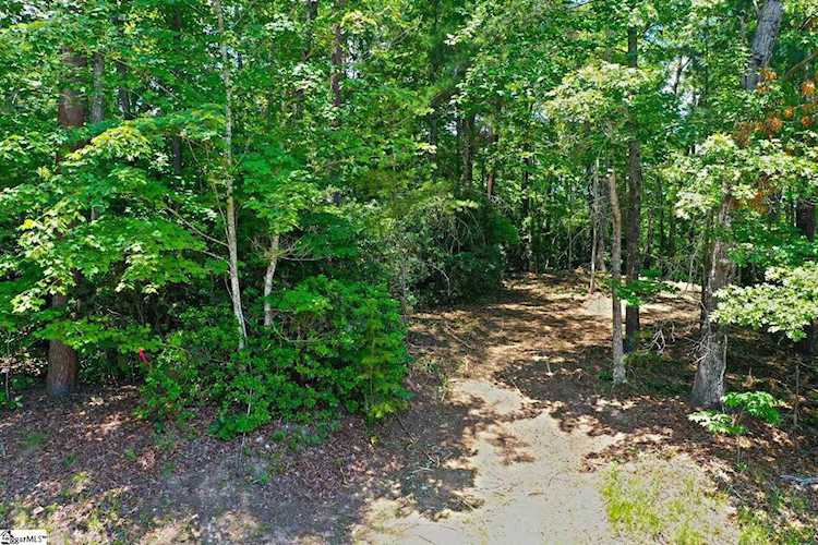704 Keowee Bay Circle Salem, SC 29676