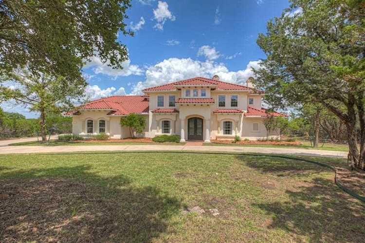 210 Nicholas LN Driftwood, TX 78619