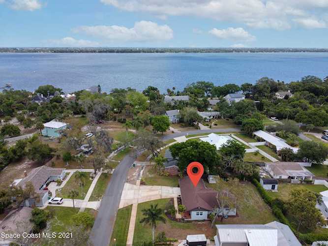 211 Broadview Drive Cocoa, FL 32922