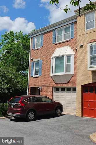 15 Grace Church Ct Silver Spring, MD 20910